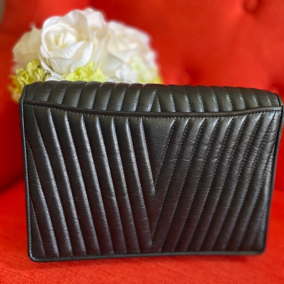 VALENTINO GARAVANI CROSSBODY BAG (Preloved) - Picture 6 of 9